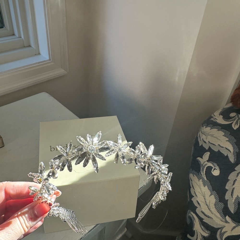 Bridal/Formal Crystal Floral Headband - Picture 2 of 4